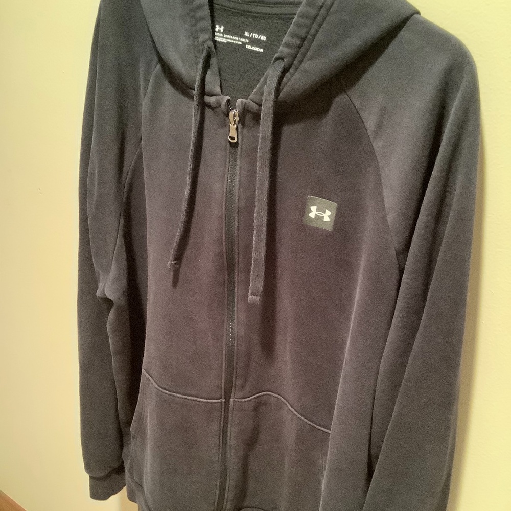Men’s full zip Under Armour hoodie